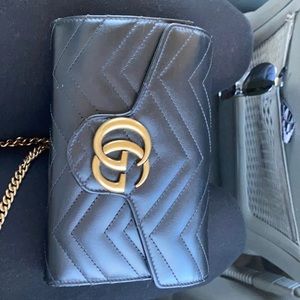 Gucci GG Marmont matelassé bag with gold chain make offer